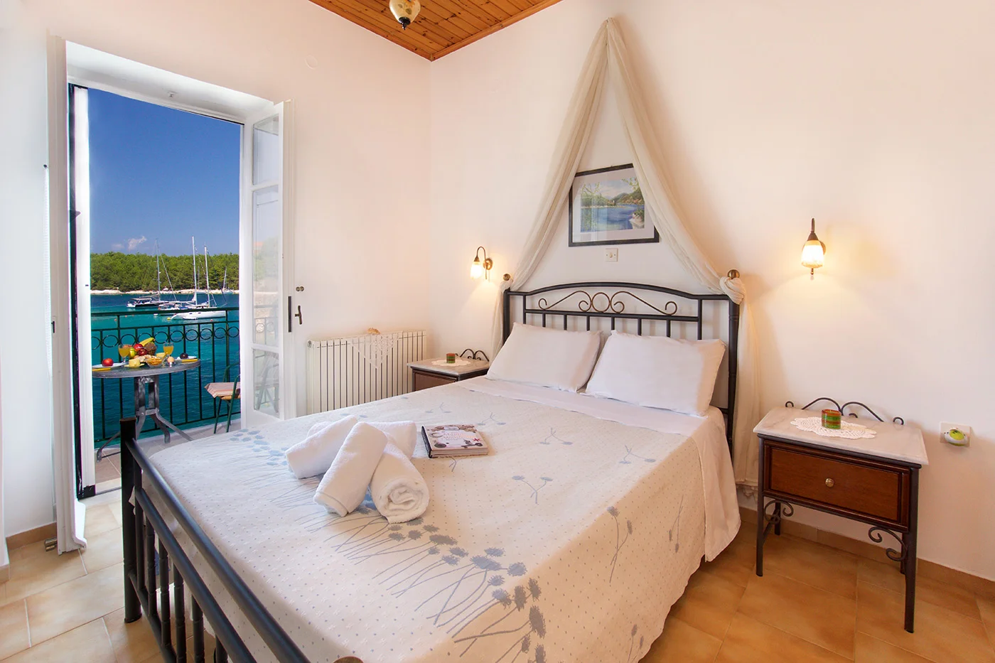 waterfront apartment 3 fiskardo kefalonia