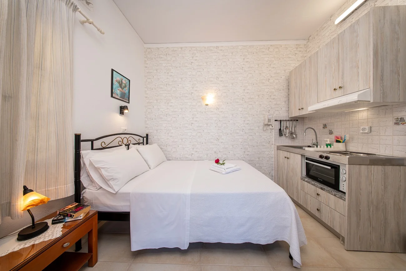 waterfront apartment 6 fiskardo kefalonia