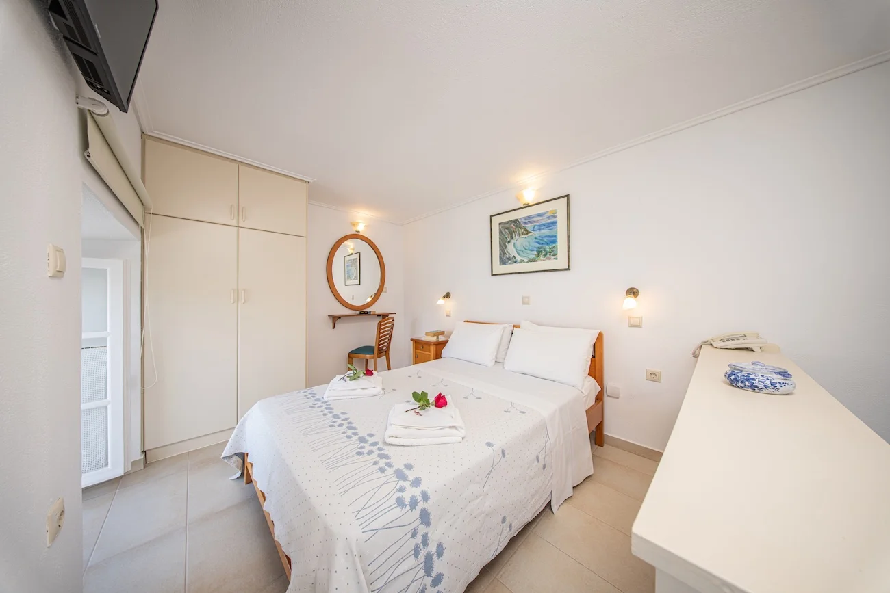 waterfront apartment 7 fiskardo kefalonia